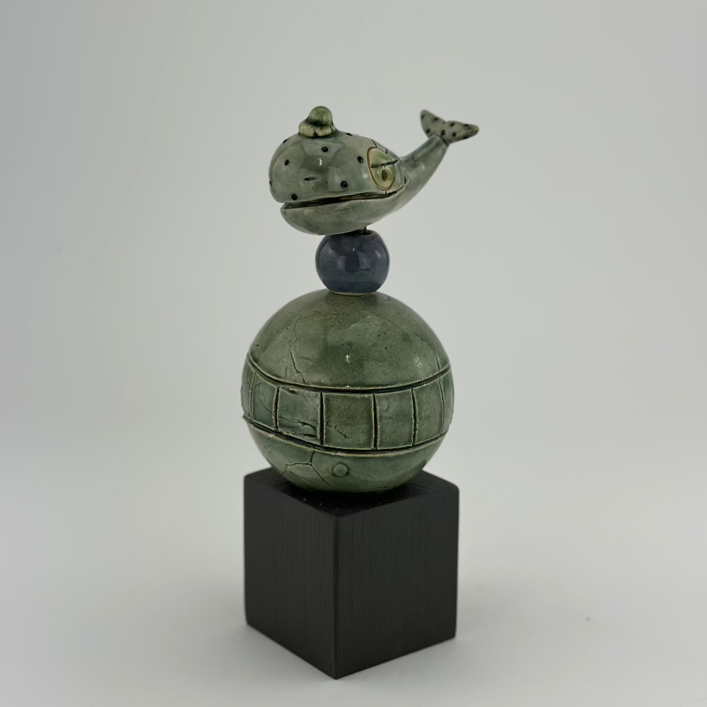 Keramisk figur / Hval / No.17