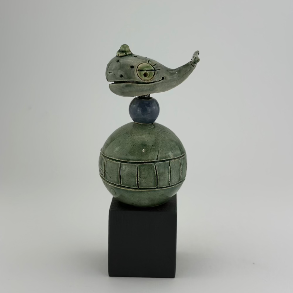 Keramisk figur / Hval / No.17