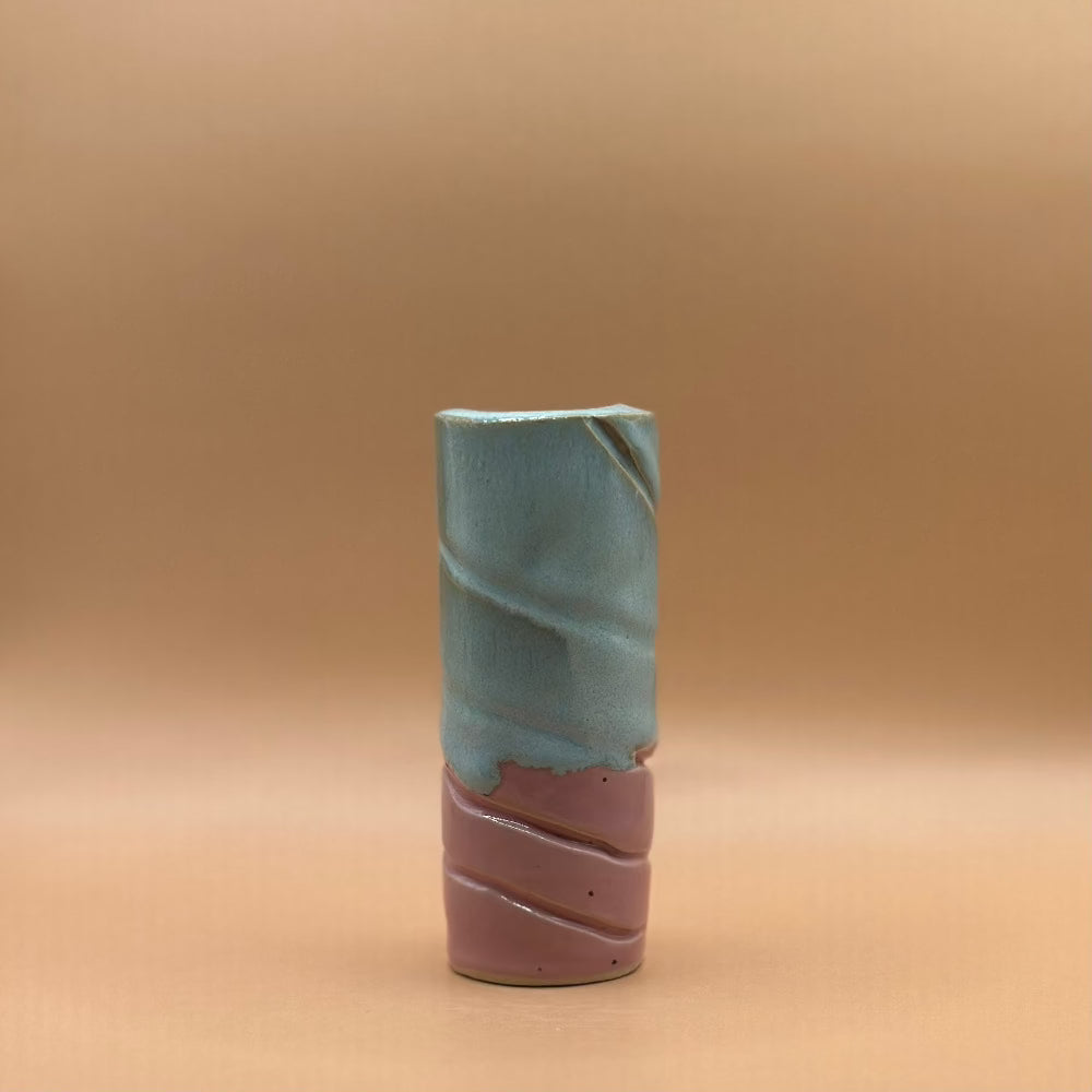 Keramik Lysestage / Vase / Lyseblå & Lyserød. - Keramik Lysestage / Vase.
