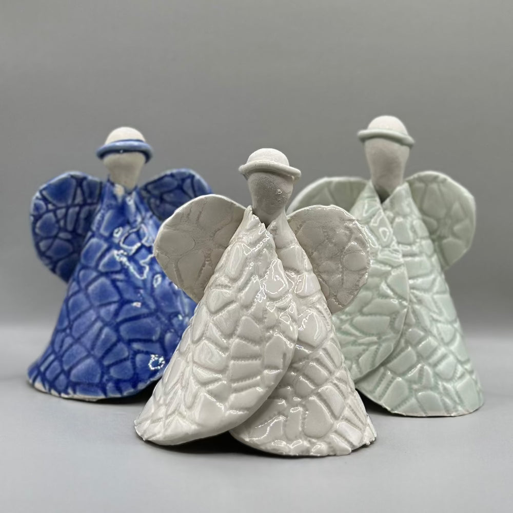 Håndlavet Engel / Porcelæn / Blå. - Håndlavede engele i porcelæn.