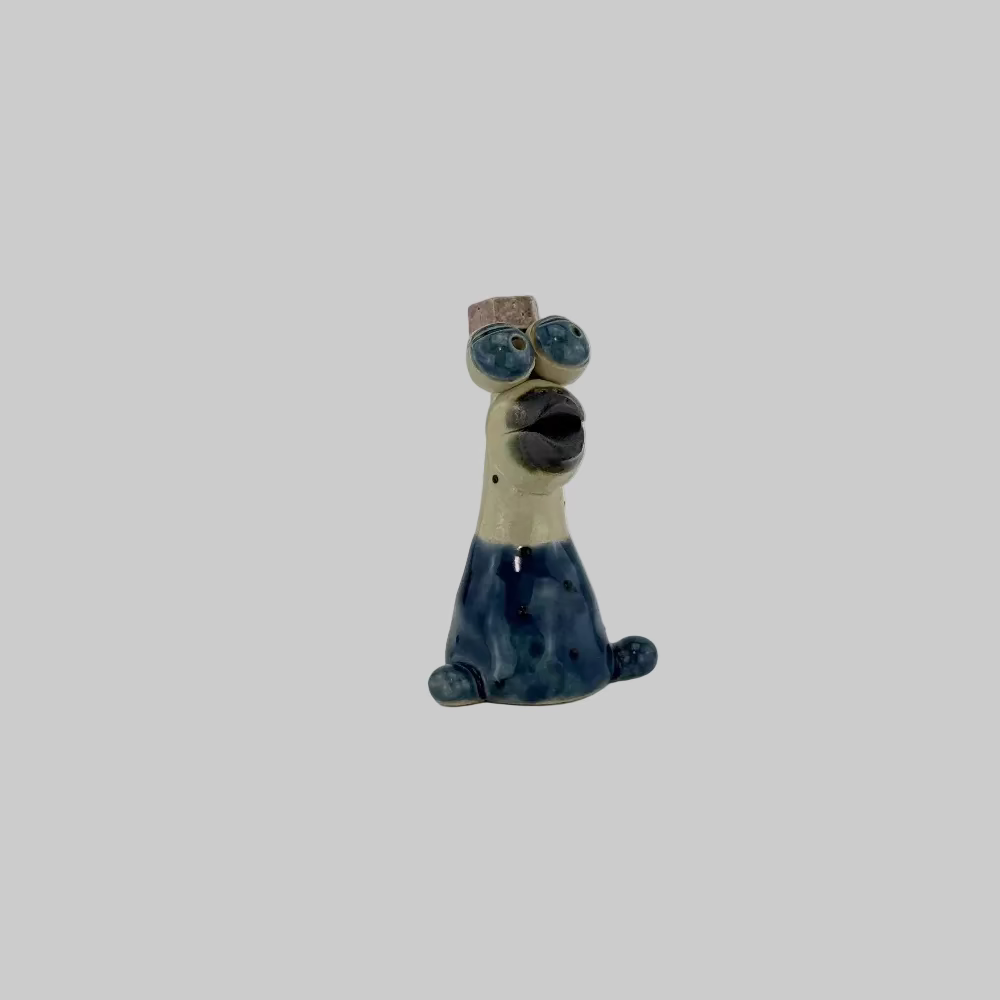 Dekorativ kunstfigur i keramik / fugl med store øjne / Keramisk håndlavet figur