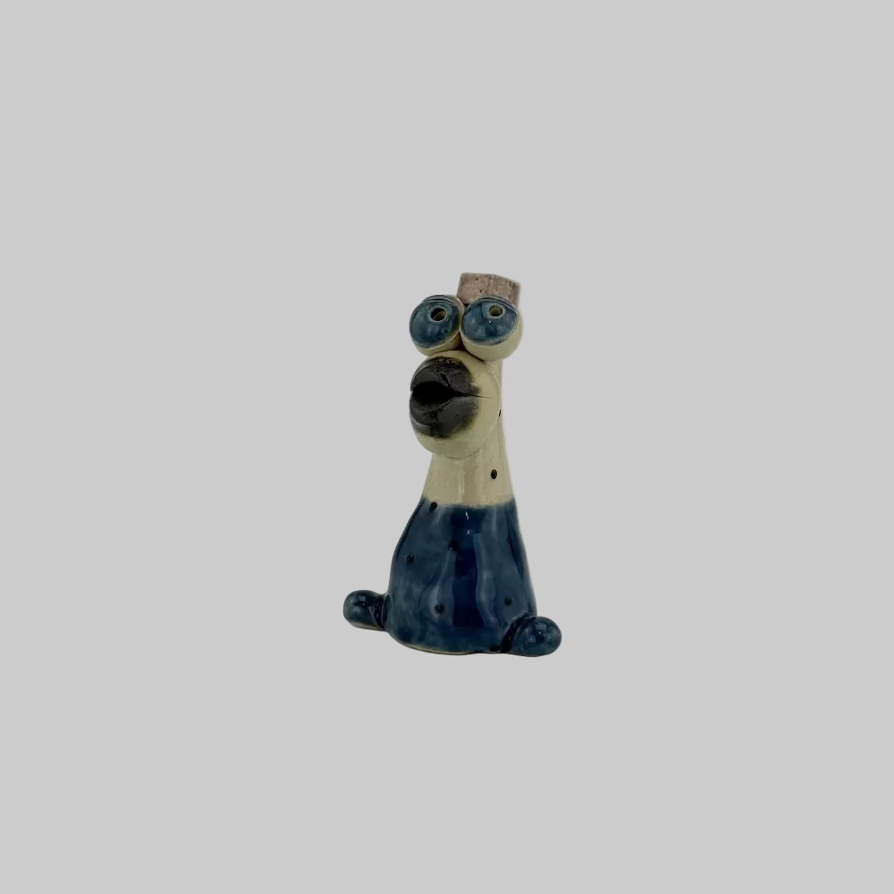 Håndlavet keramikfigur / Blå fugl med møtrik / Keramisk figur / Fantasidyr / Blå