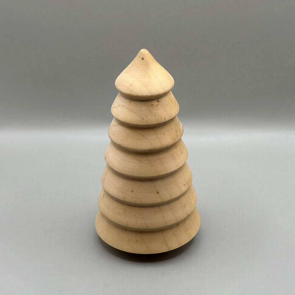 Håndlavet Juletræ / Lys træ. Håndlavet juletræ i træ / bred top.