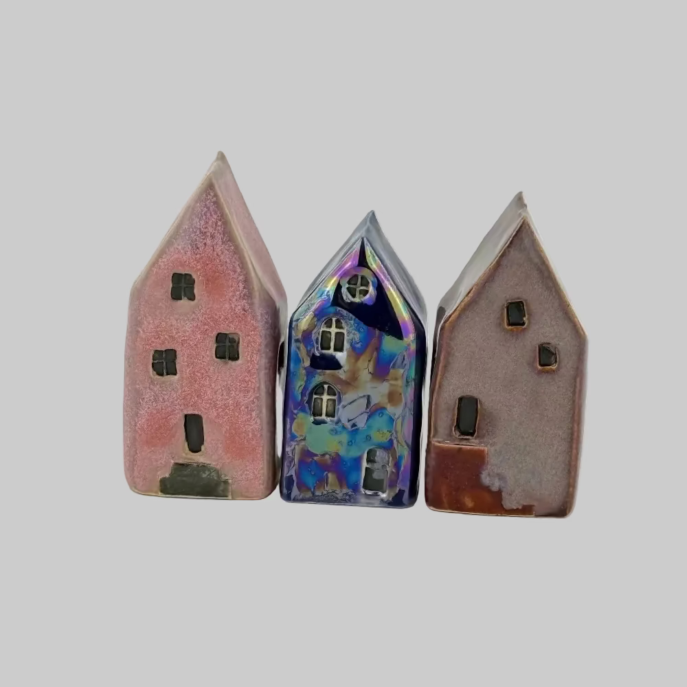 RG Ceramic / Keramik Hus / Blomme 02.
Unika hus i keramik fra RG Ceramic.