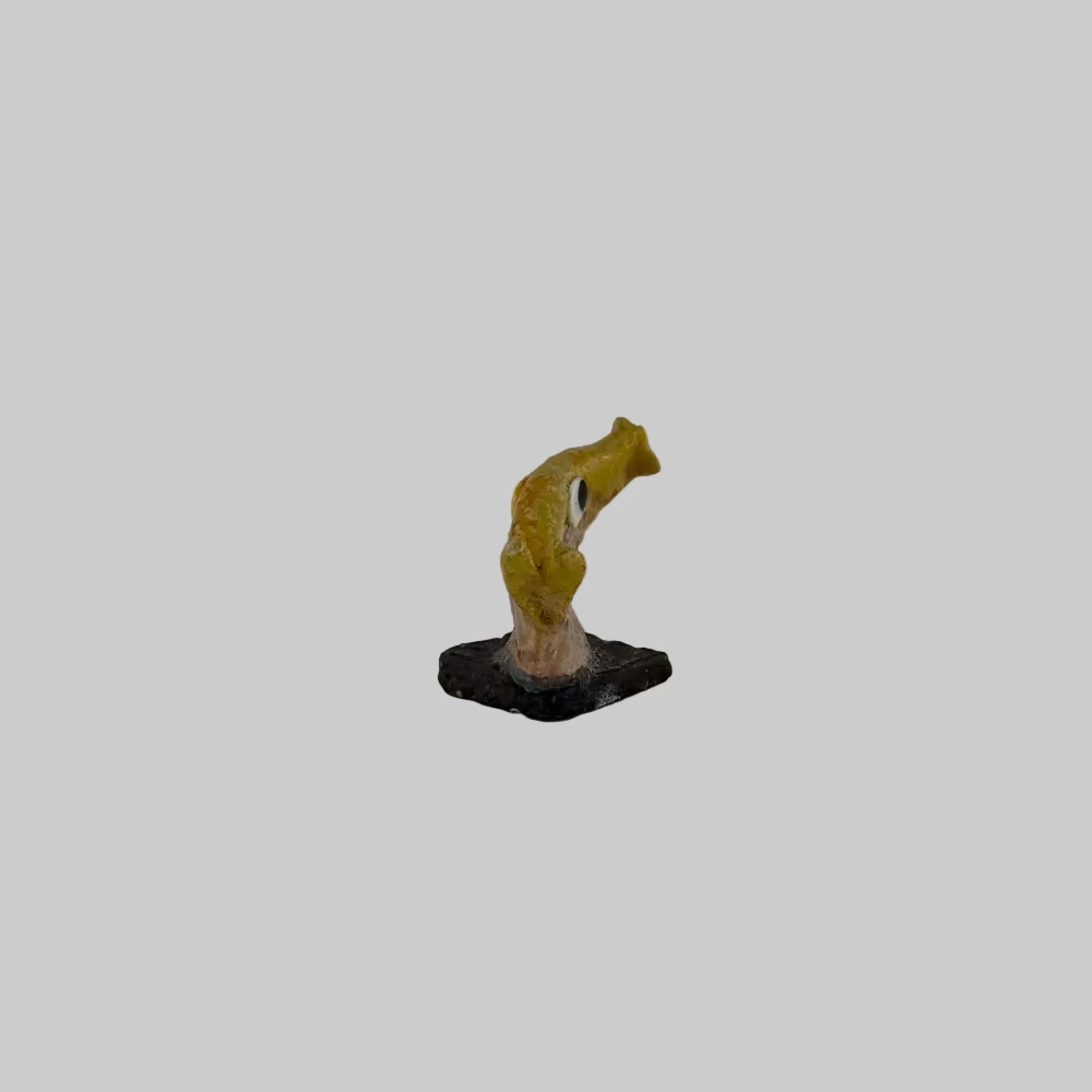 Mini fabeldyr i keramik. Unik keramikfigur som lille fabeldyr – kunsthåndværk med skævt og legende design.