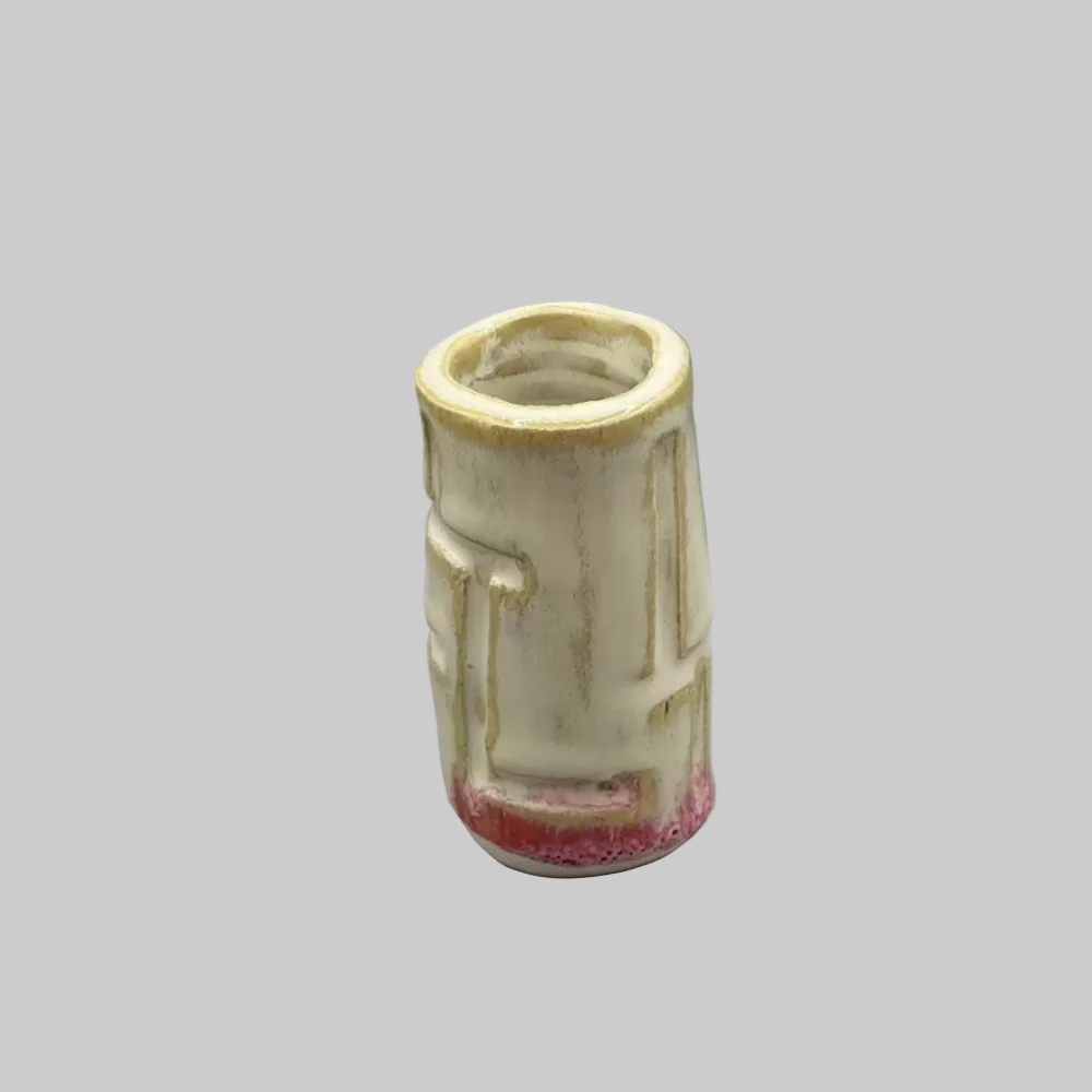 RG Ceramic / Lysestage / Vase / Rosy Sands / Mini.
Dekorativ håndlavet keramik mini lysestage i farver.