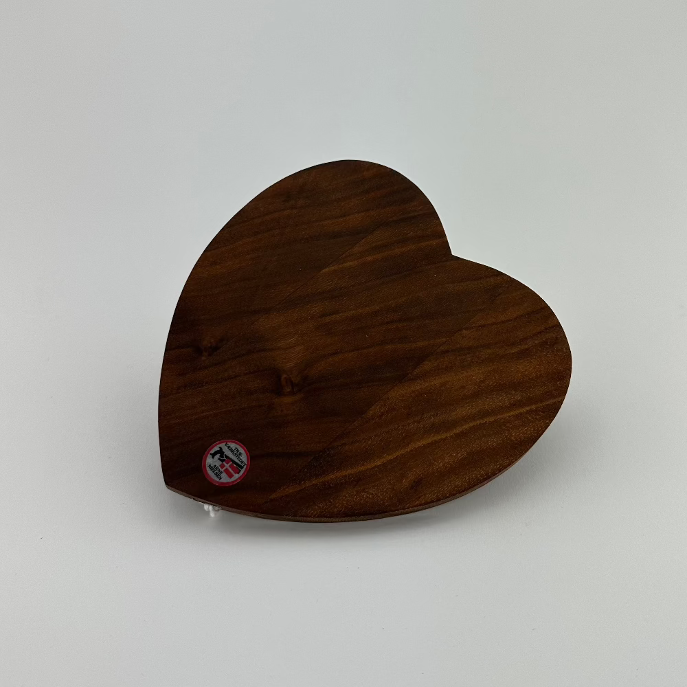 Skærebræt / Hjerte / Flere størrelser / Mørkt Træ