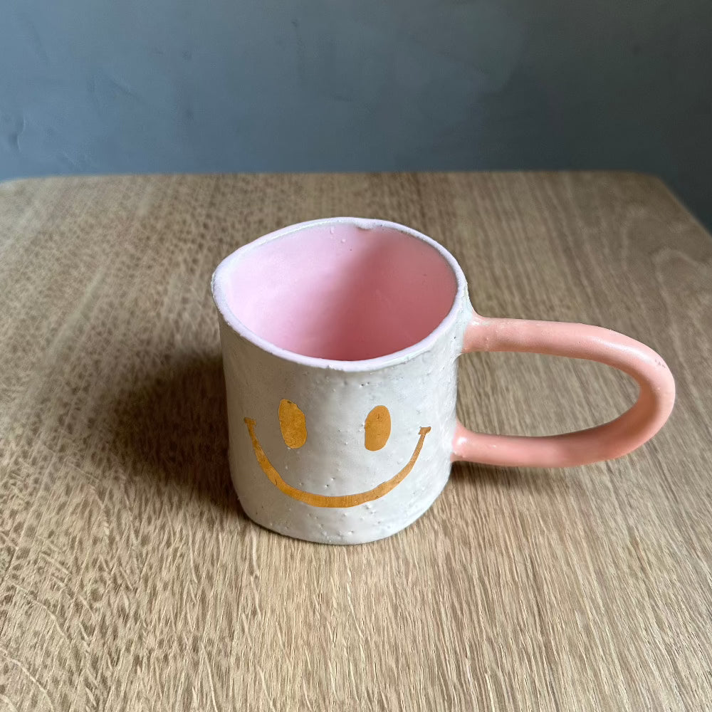 Krus / Med hank / Lyserød smiley