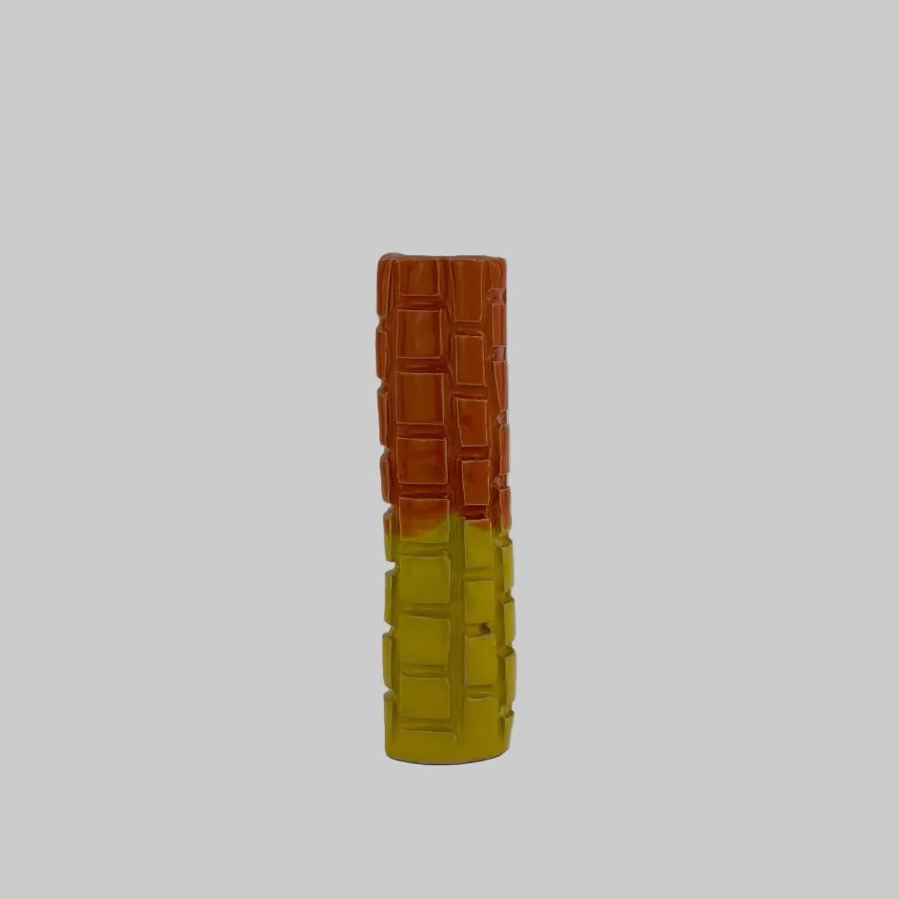 RG Ceramic / Keramik Lysestage / Vase / Orange & Gul / Stor.
Dekorativ vase i keramik til moderne bolig.