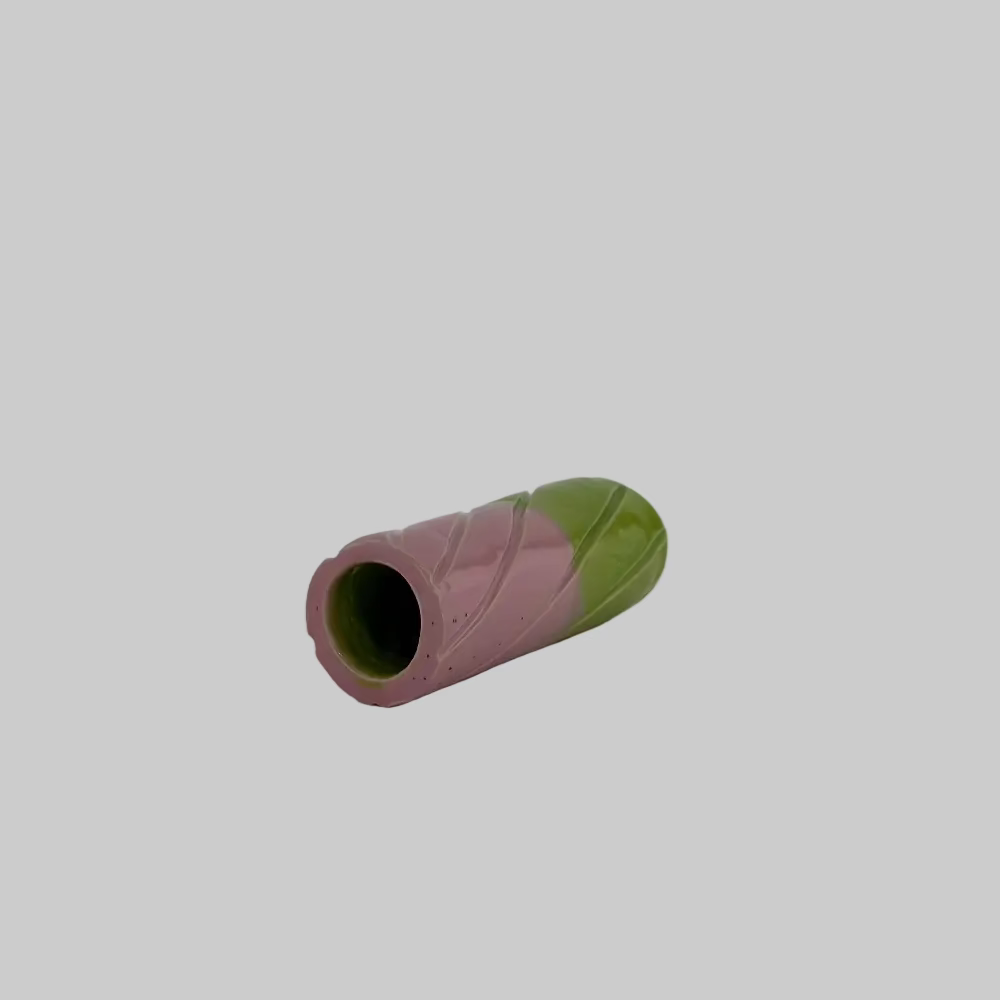 RG Ceramic / Keramisk Lysestage / Vase / Lyserød & Lysegrøn / Mellem.
Farverig håndlavet keramik til boligindretning.