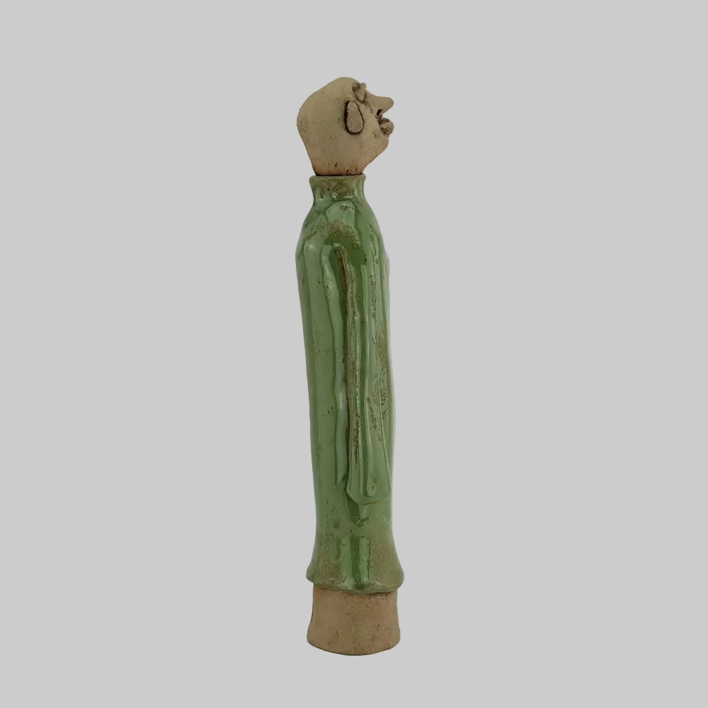 Keramisk figur / Kiss Me / Grøn / Linda Nielsen. Keramik figur Kiss Me i grøn af Linda Nielsen.