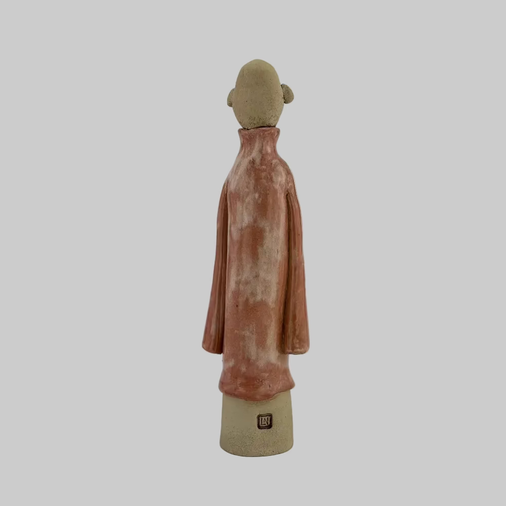 Keramisk figur / Kiss Me / Rød / Linda Nielsen. Unika keramik figur med lang krop og rødt udtryk.