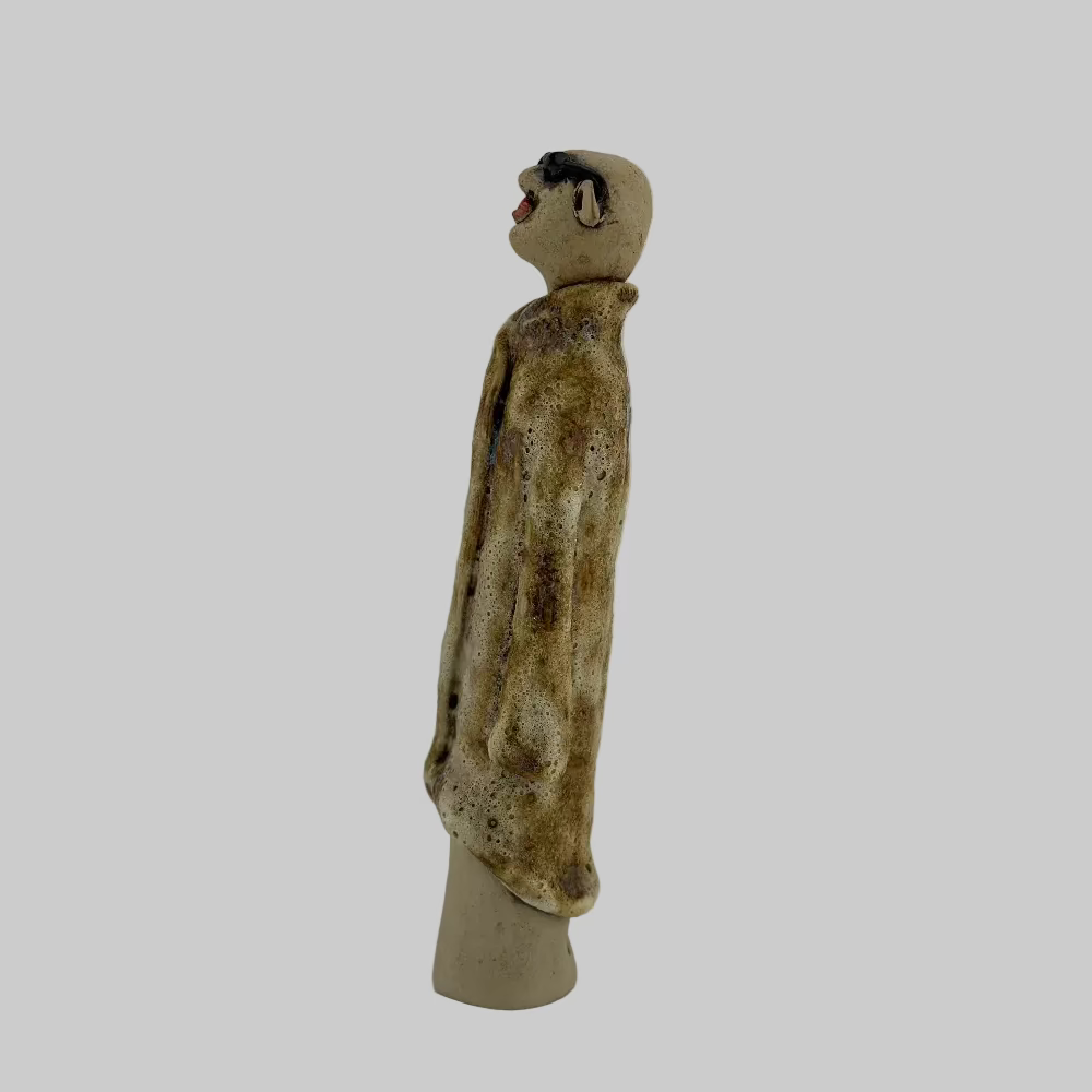 Keramisk figur / Kiss Me / Solbriller / Brun