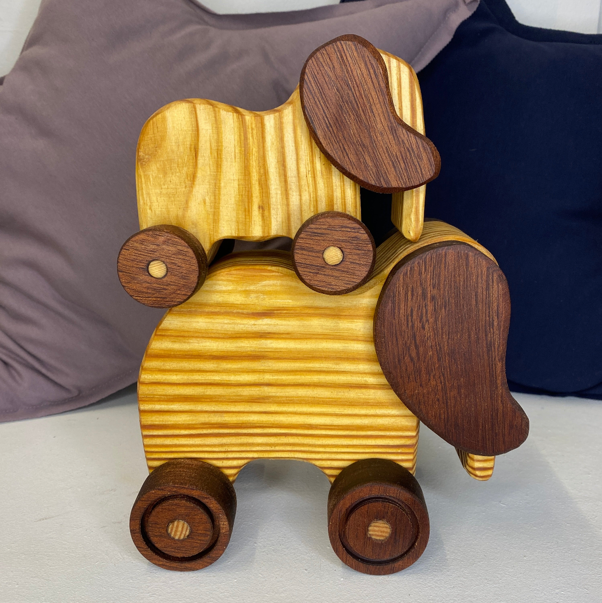 Elefant på hjul / Lille / Træ