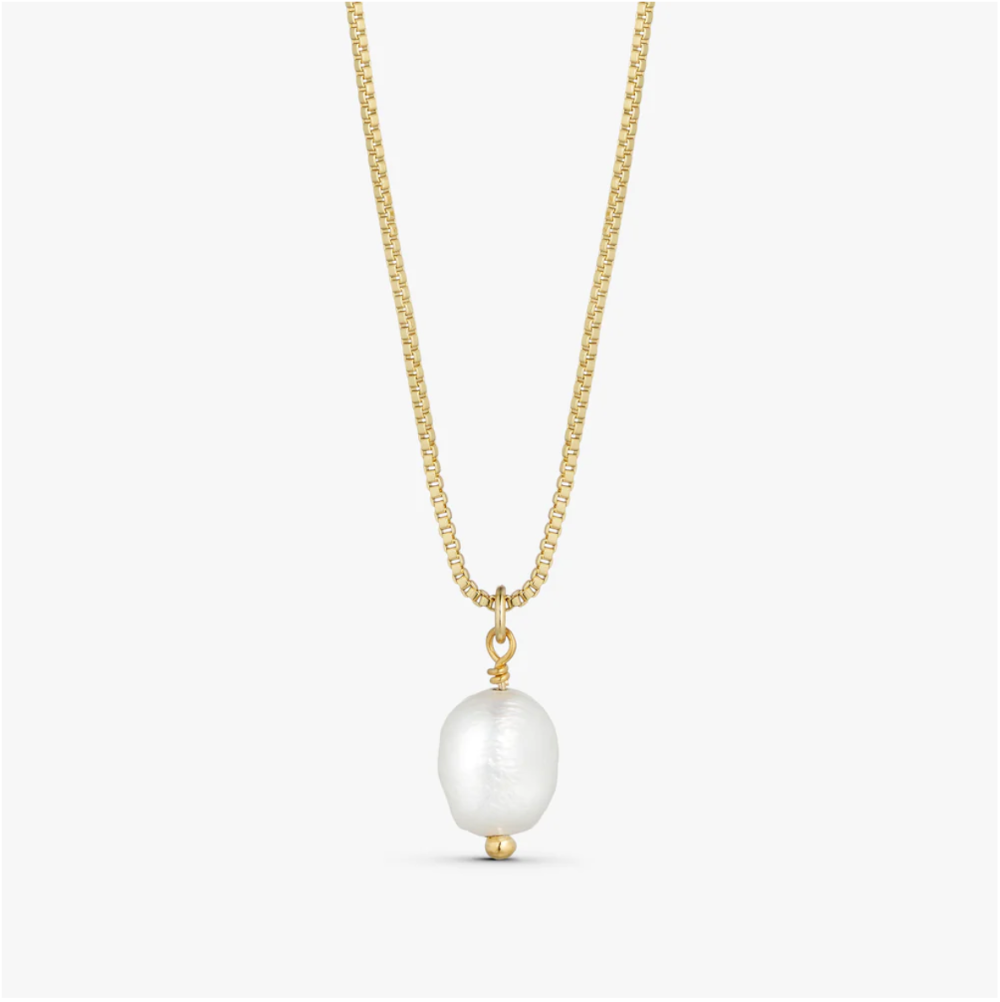 Jewelry by Grundled / Halskæde / Lea / Forgyldt.
Guldbelagt Lea halskæde med ferskvandsperle fra Grundled.