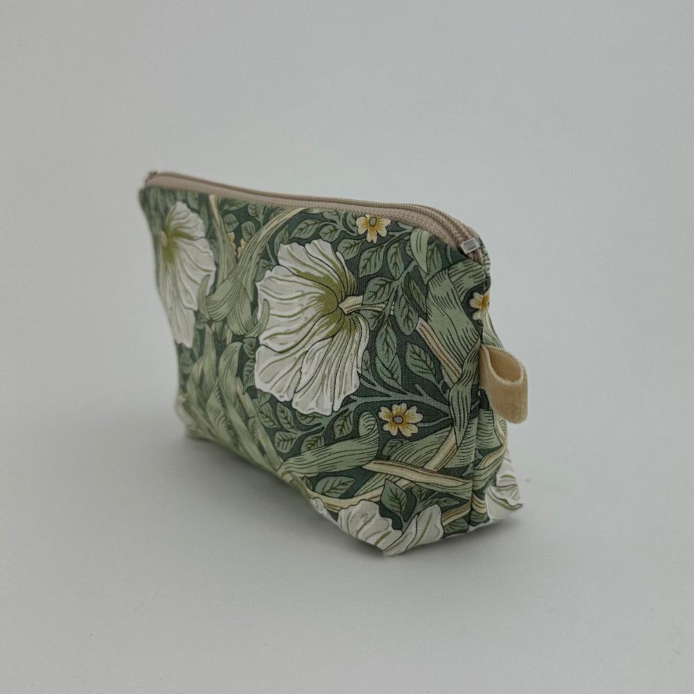 Makeuppung / Flere størrelser / Grønne Blomster