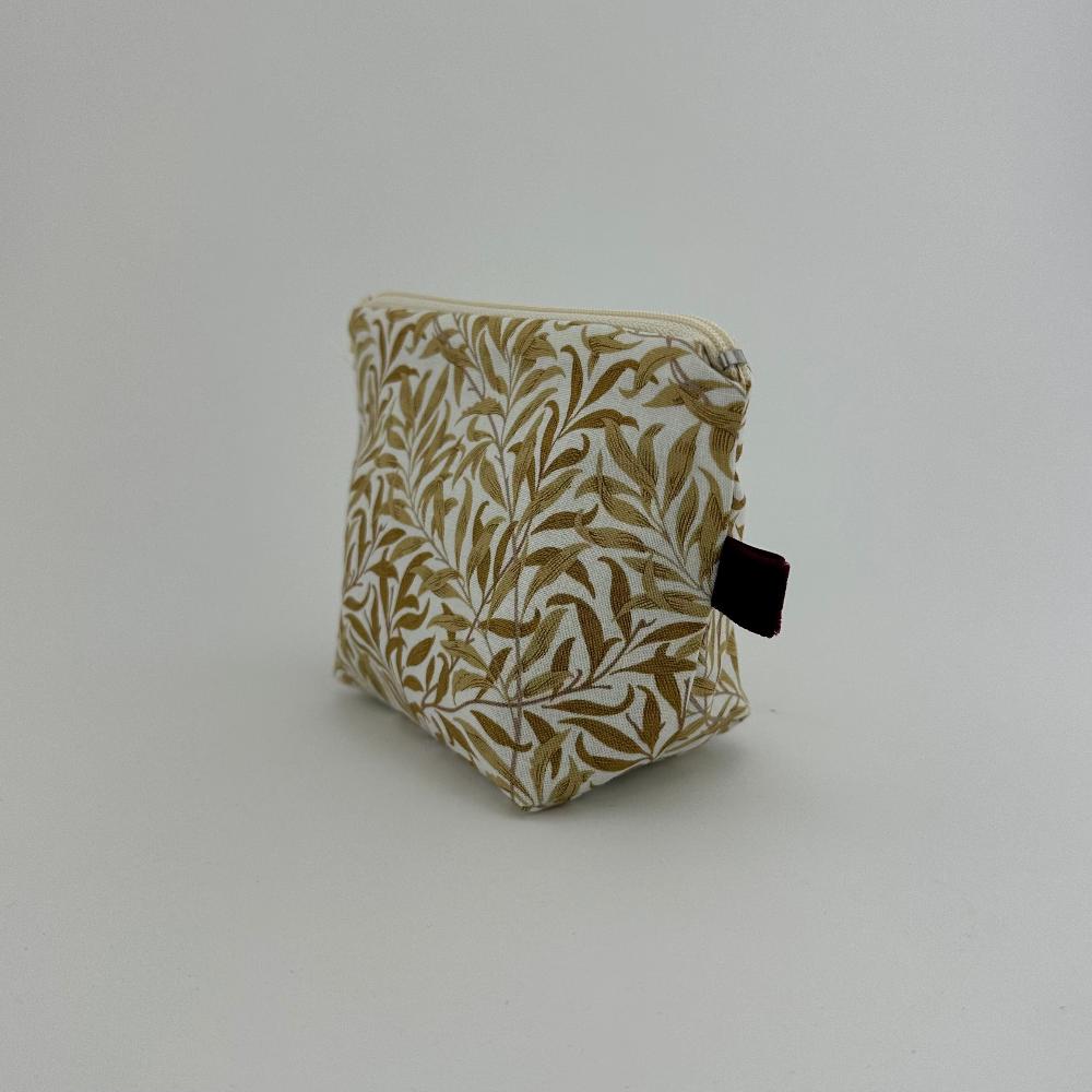 Makeuppung / Flere størrelser / Brune Blade