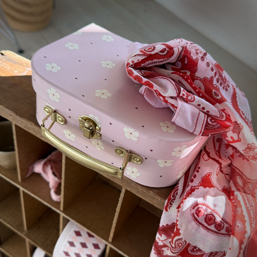 Lyserød kuffert med blomster til børn