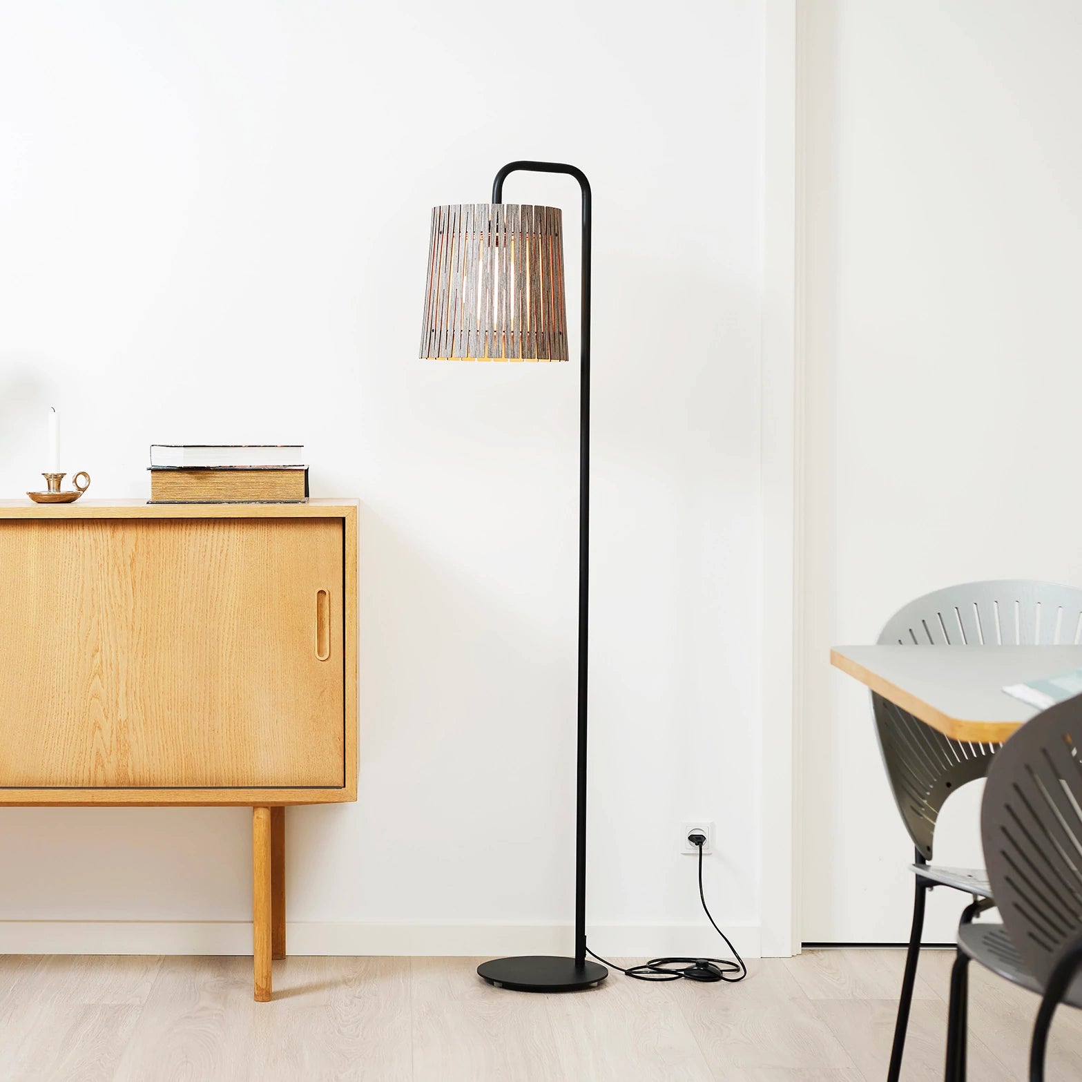 NKJ Design WOOD NINE Væglampe - Birch Stone Grey