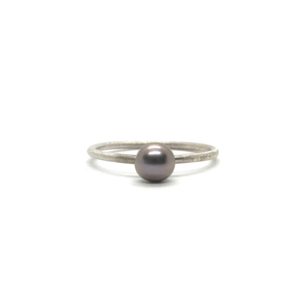 Ring / Sølvring med blå perle