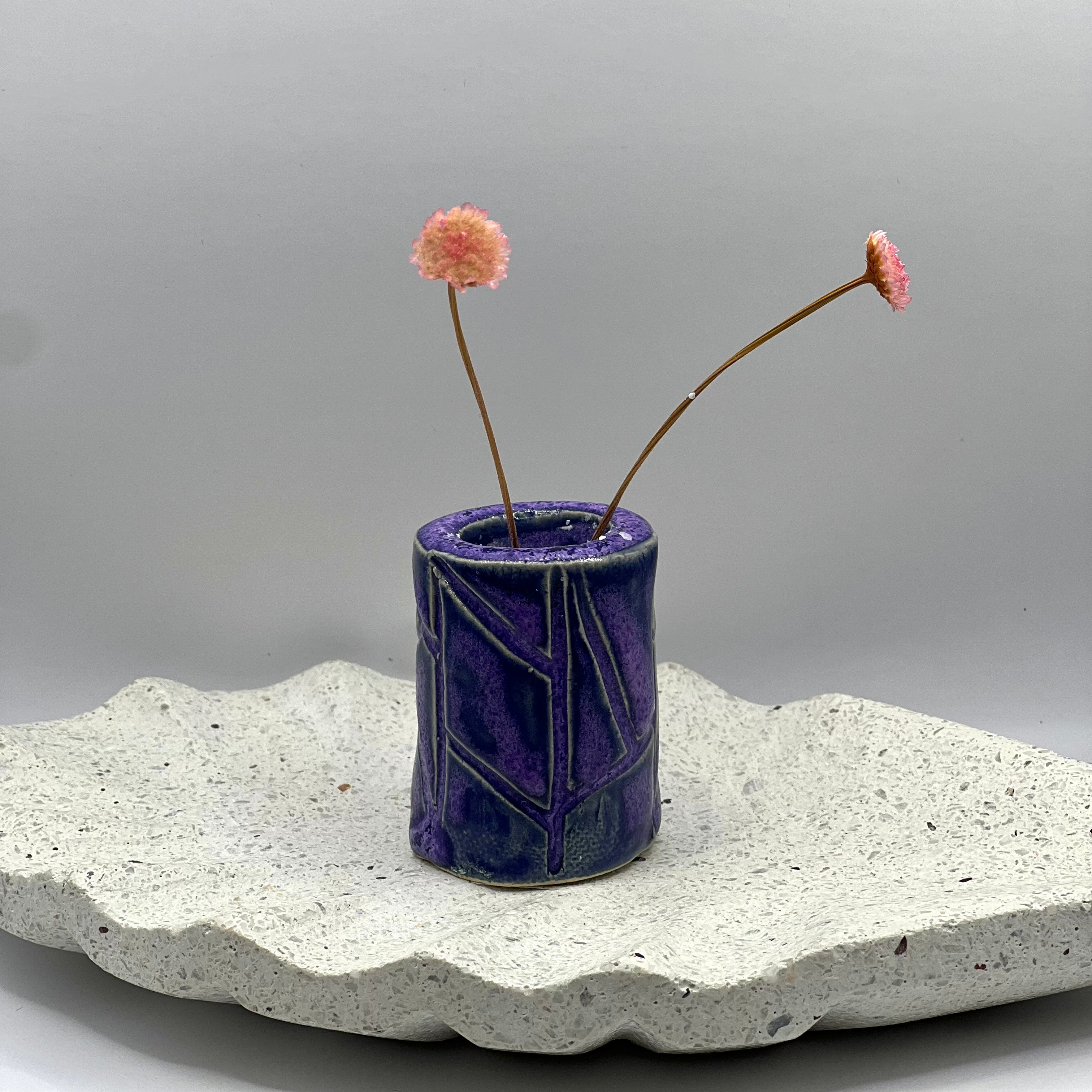 Villa Kulla lysestage / Vase / Mørkelilla