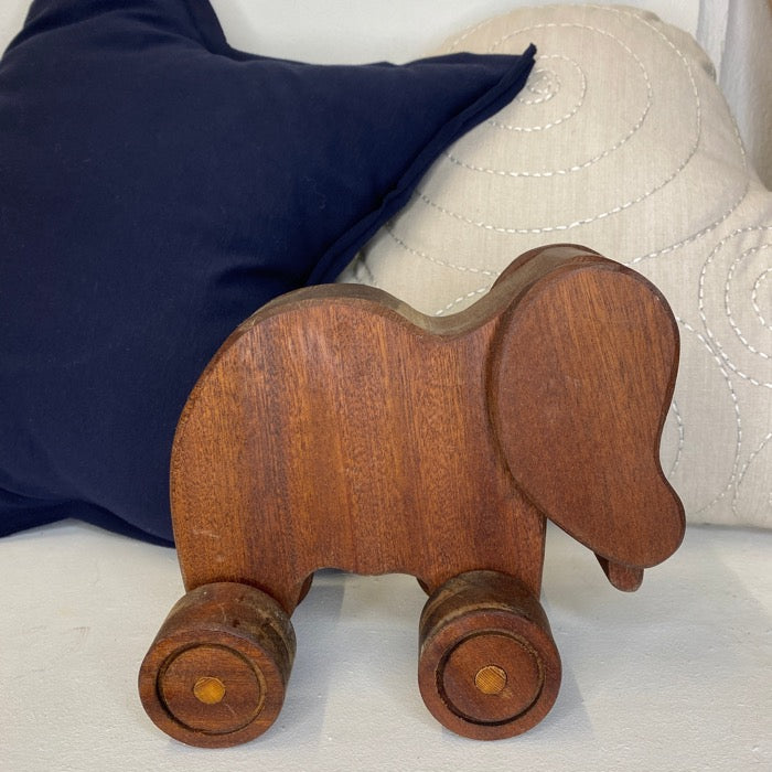 Jost stor elefant på hjul - Mahogni