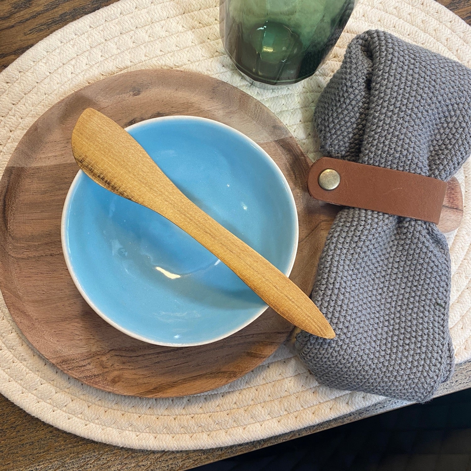 Arne Nielsen/ Træværkstedet smørknive - gyldent træ