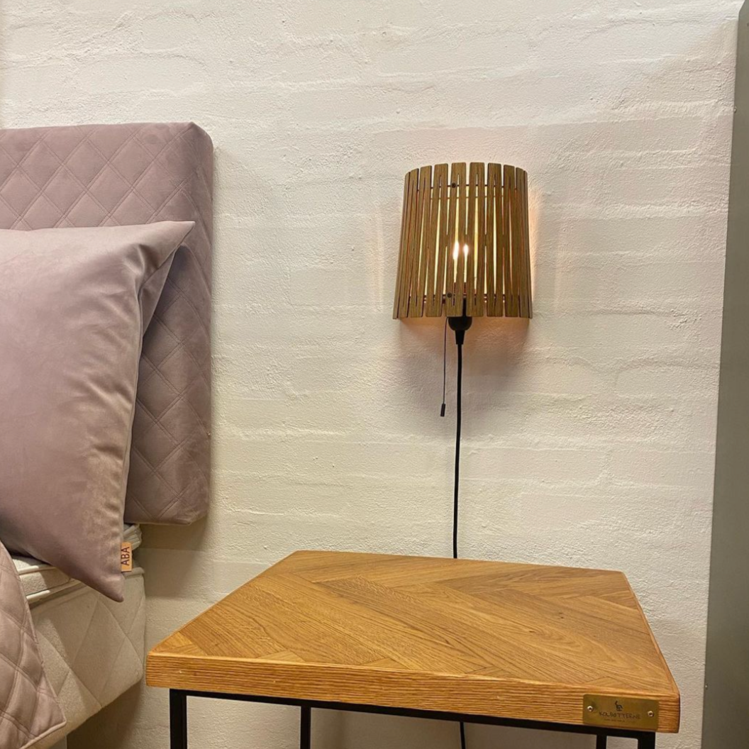 NKJ Design WOOD SIX Væglampe - Walnut