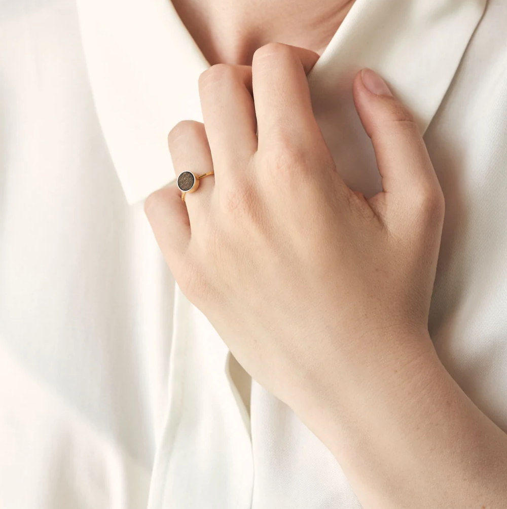 Vera ring / Træ / Brun