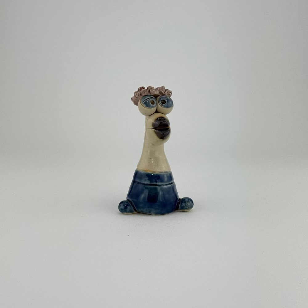 Keramik figur - Blå med lyserød blomst 