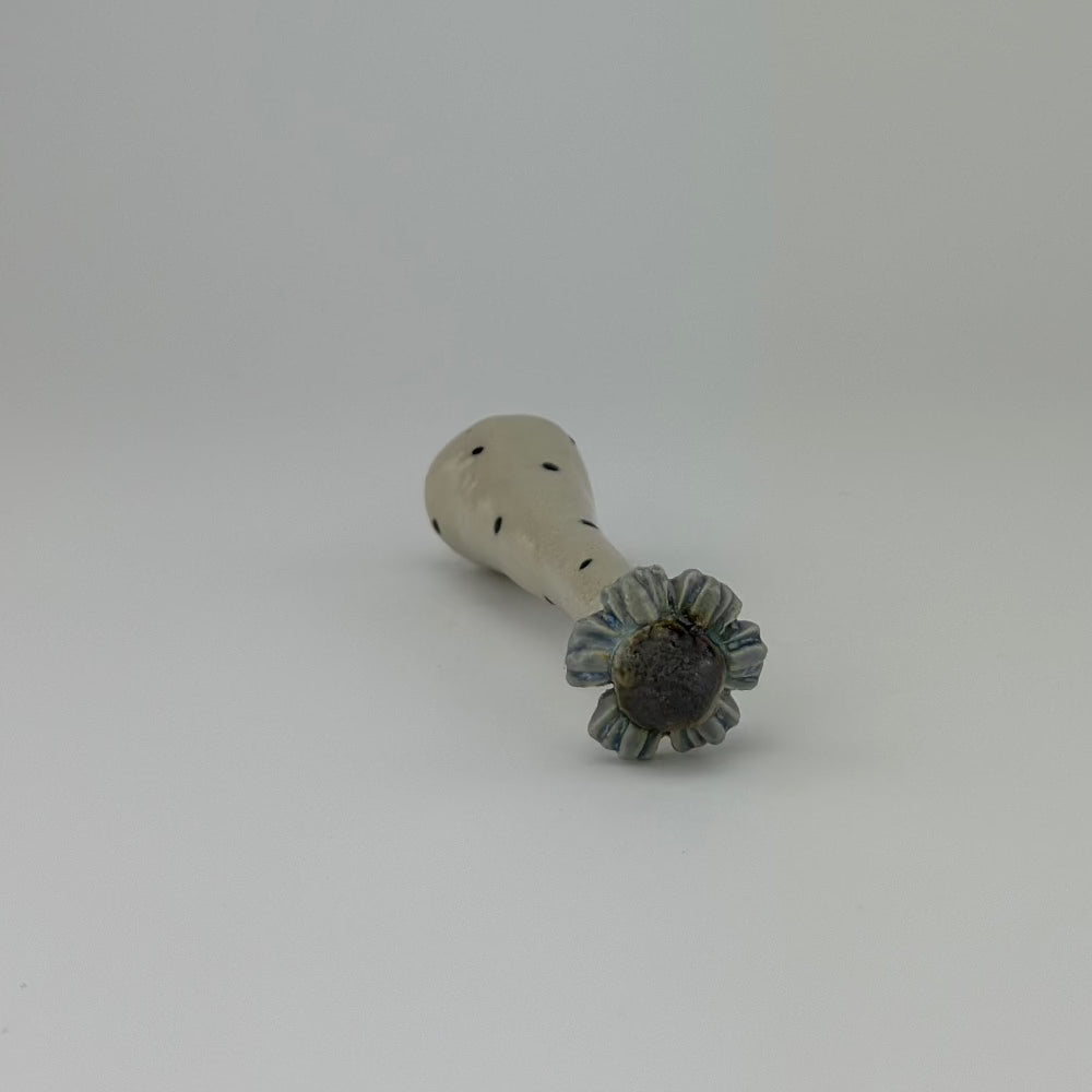 Keramikblomst / Little Blue