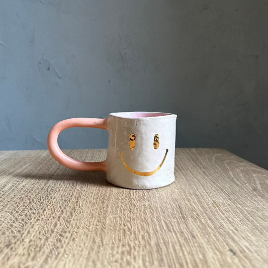 Krus / Med hank / Lyserød smiley
