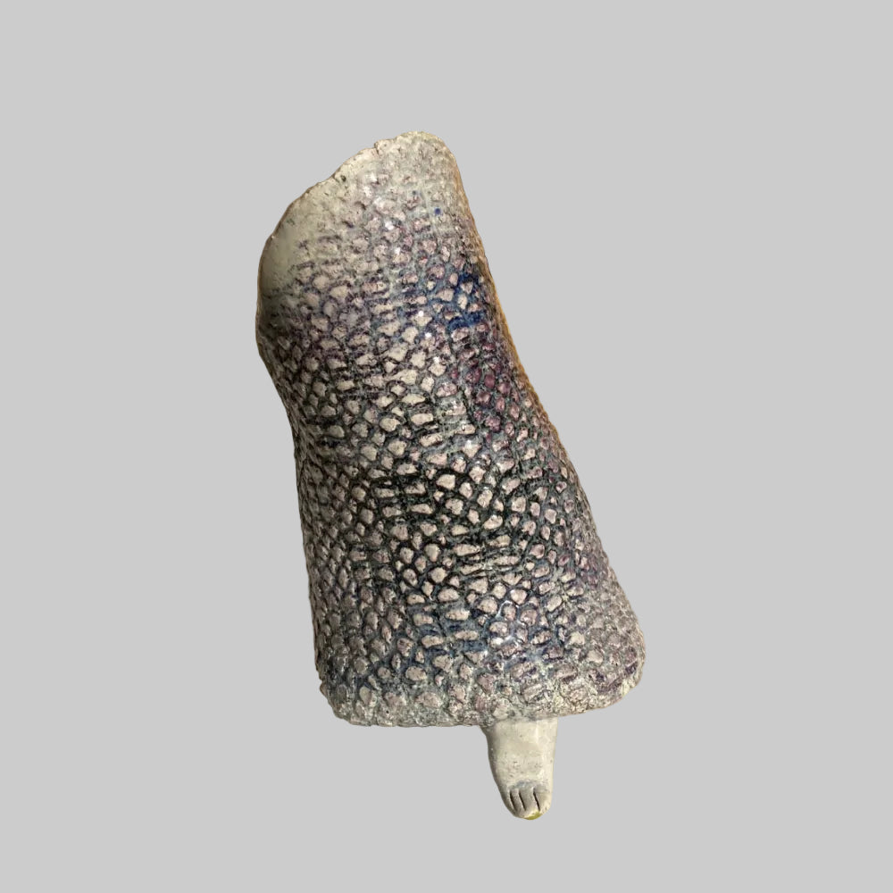 Ginette Wien vase - No.1. Håndlavet keramikvase fra Ginette Wien med rå struktur og organisk form