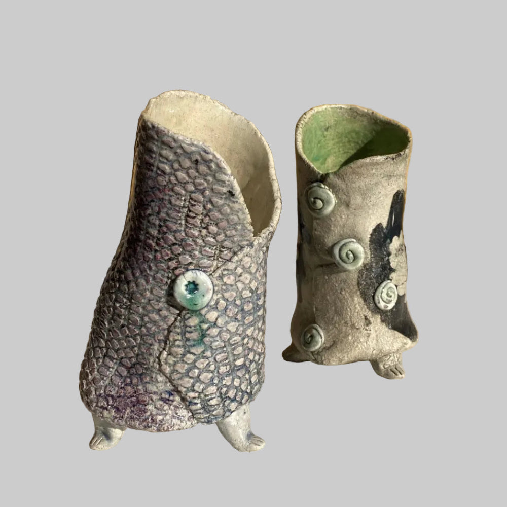 Ginette Wien vaser - Håndlavede keramikvaser fra Ginette Wien med rå struktur og organisk form.